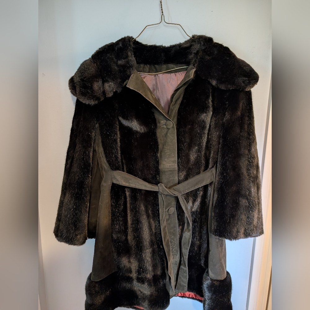 Vintage Tissavel Faux Fur & Suede Belted Coat – Made in France - Picture 2 of 8